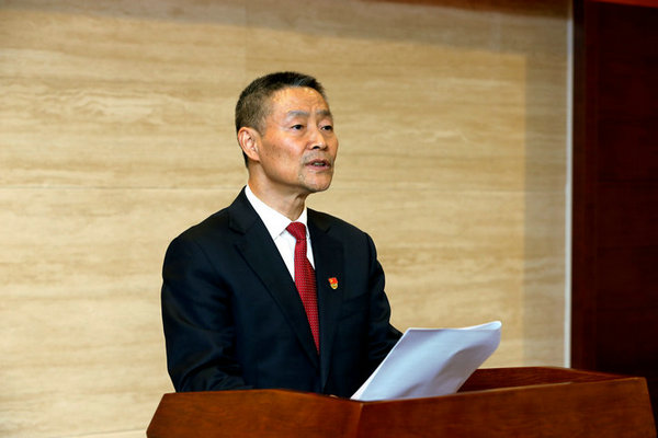 老哥俱乐部-老哥必备的交流社区