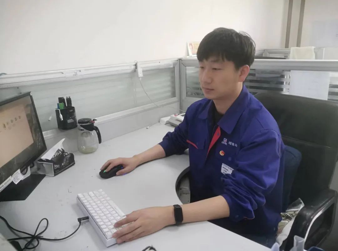老哥俱乐部-老哥必备的交流社区