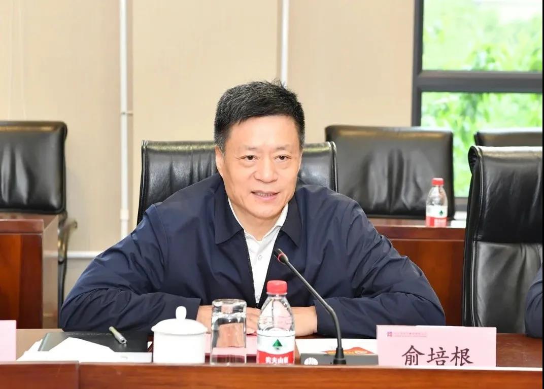 老哥俱乐部-老哥必备的交流社区