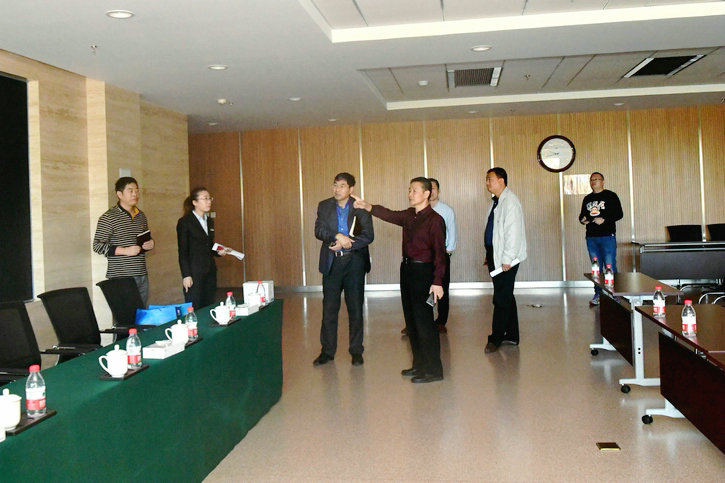 老哥俱乐部-老哥必备的交流社区