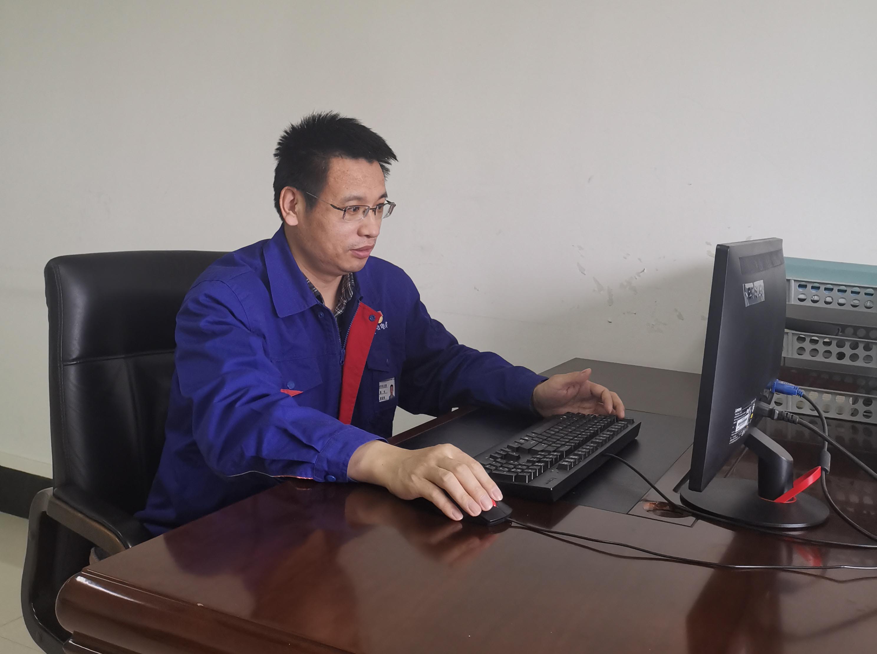 老哥俱乐部-老哥必备的交流社区