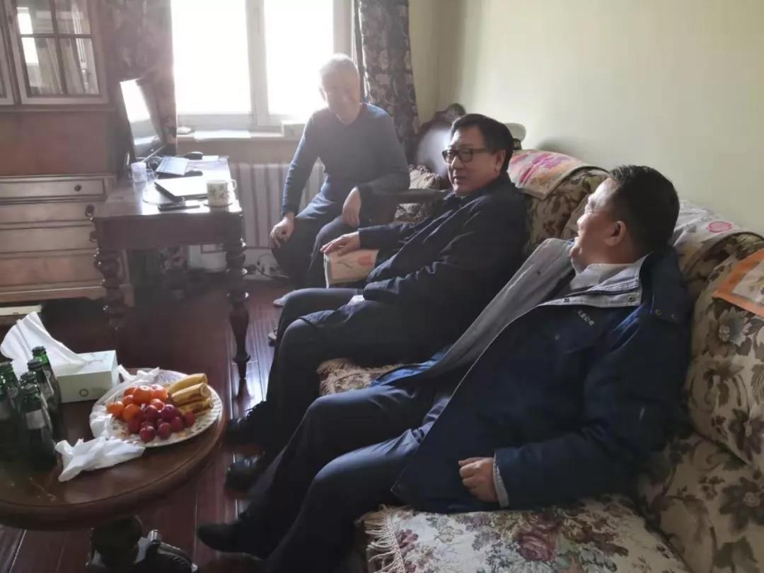 老哥俱乐部-老哥必备的交流社区
