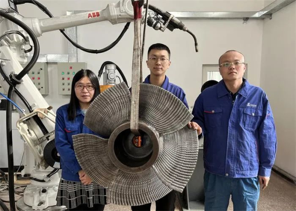 老哥俱乐部-老哥必备的交流社区