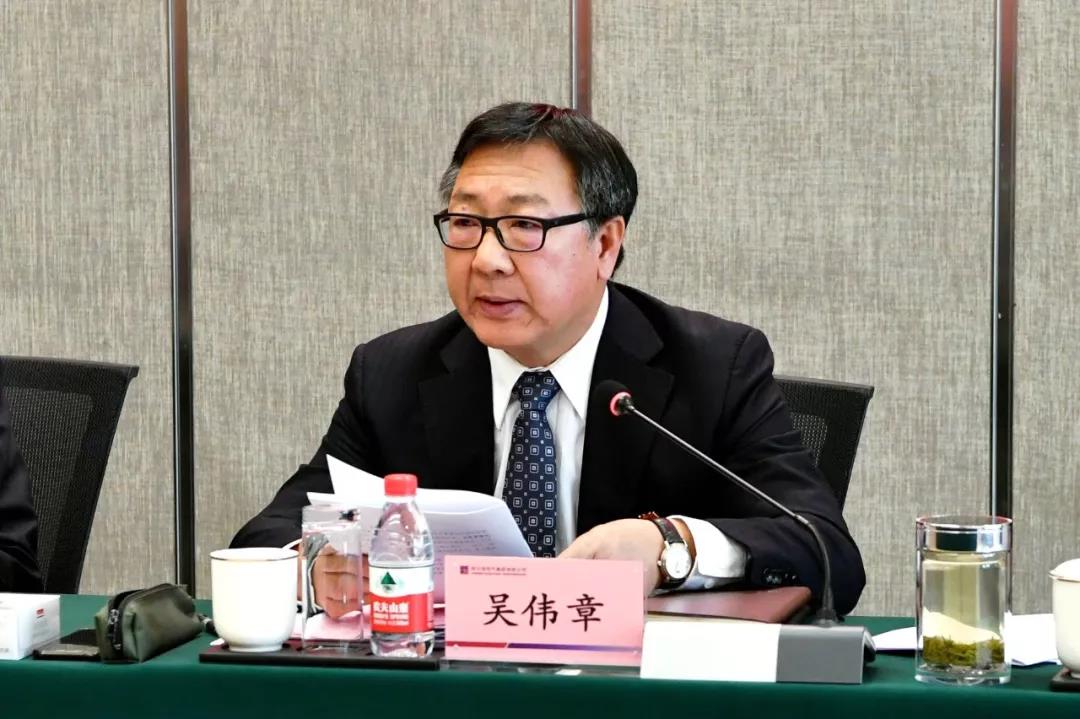 老哥俱乐部-老哥必备的交流社区