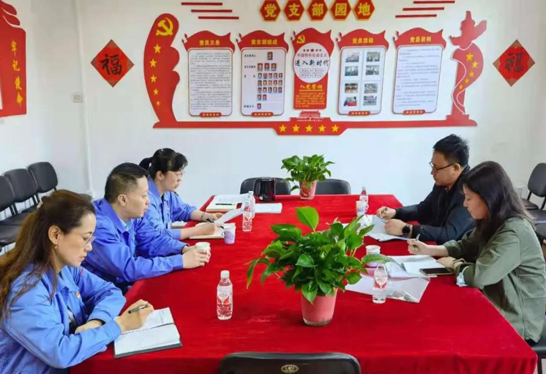 老哥俱乐部-老哥必备的交流社区