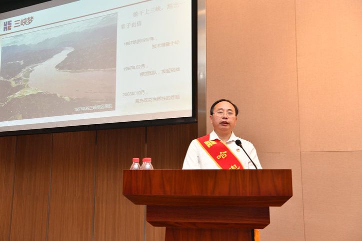 老哥俱乐部-老哥必备的交流社区