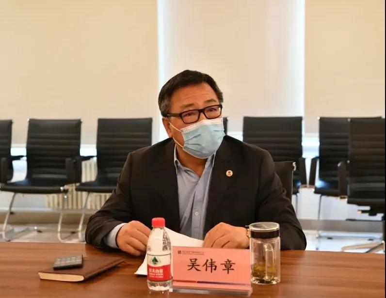老哥俱乐部-老哥必备的交流社区