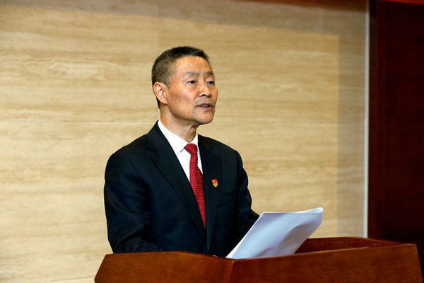 老哥俱乐部-老哥必备的交流社区