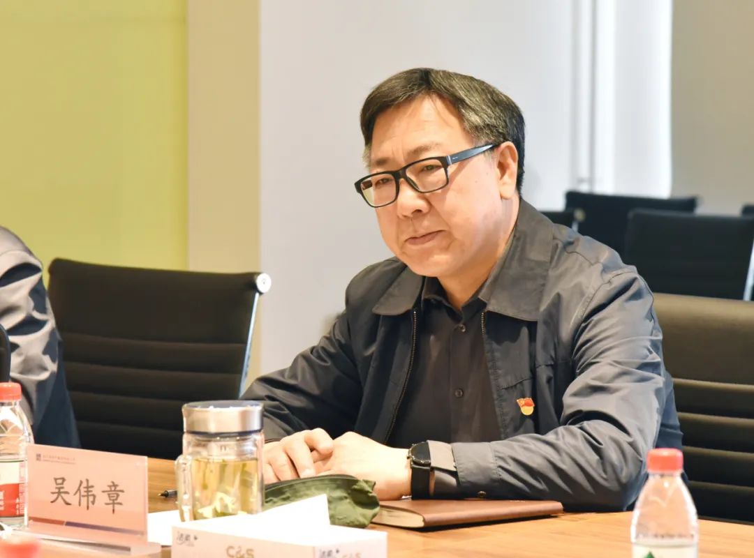 老哥俱乐部-老哥必备的交流社区