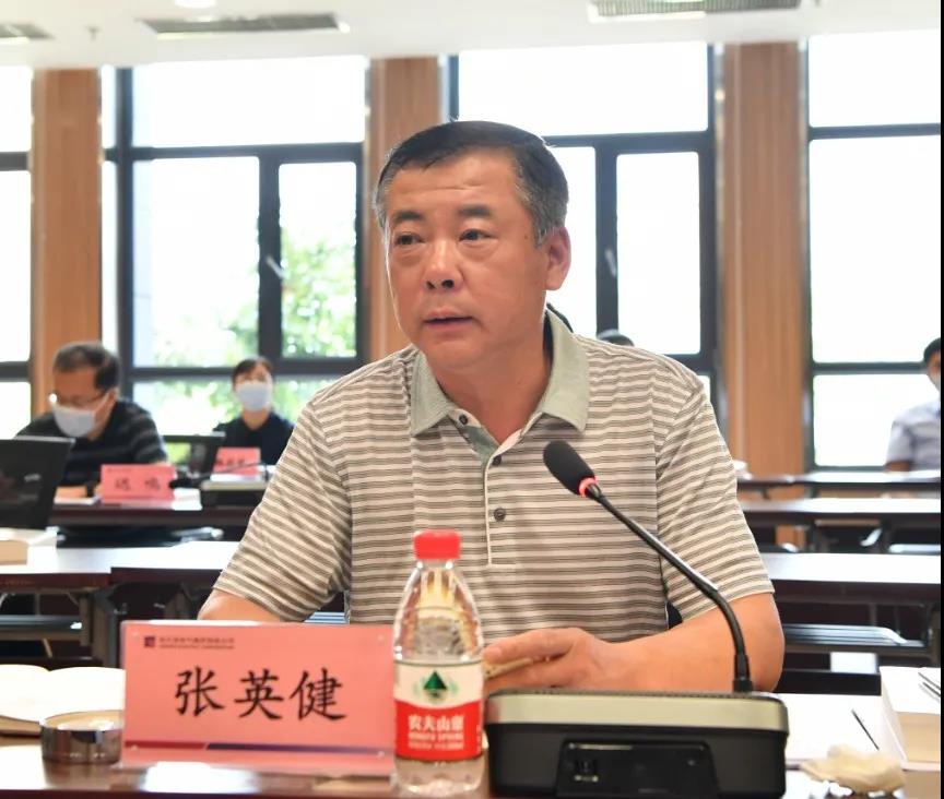 老哥俱乐部-老哥必备的交流社区