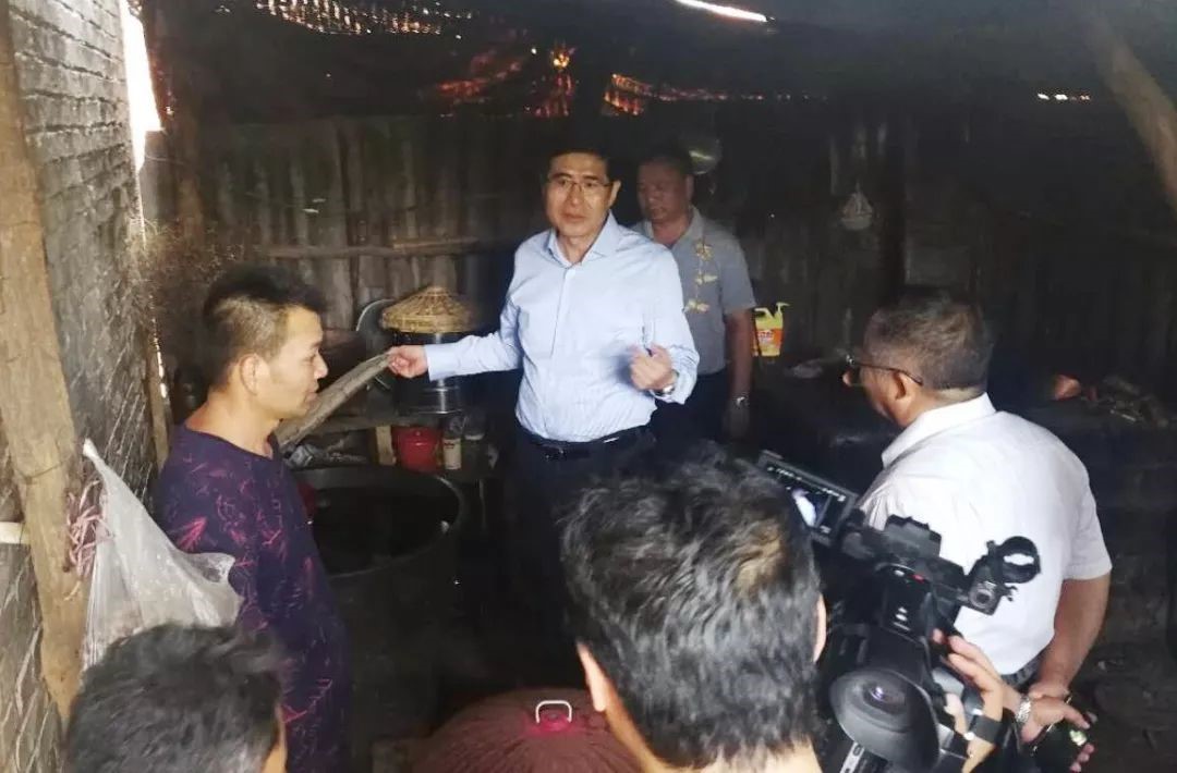 老哥俱乐部-老哥必备的交流社区