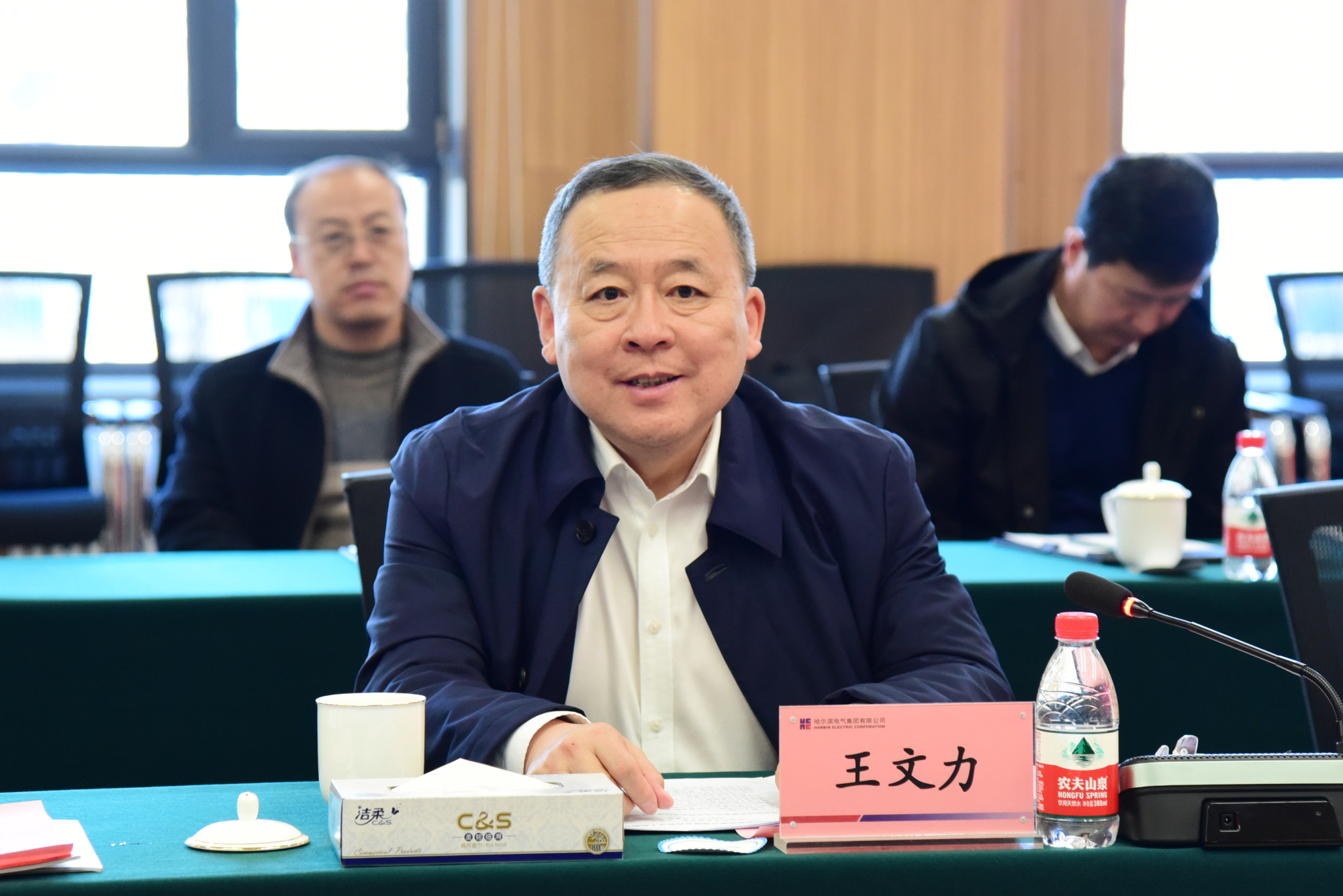 老哥俱乐部-老哥必备的交流社区