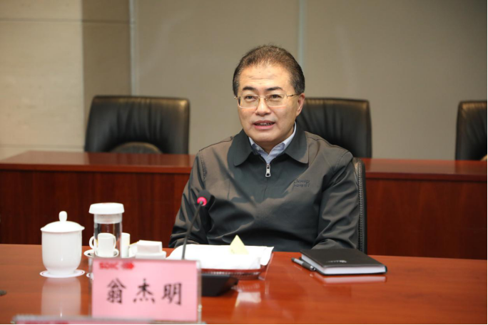 老哥俱乐部-老哥必备的交流社区