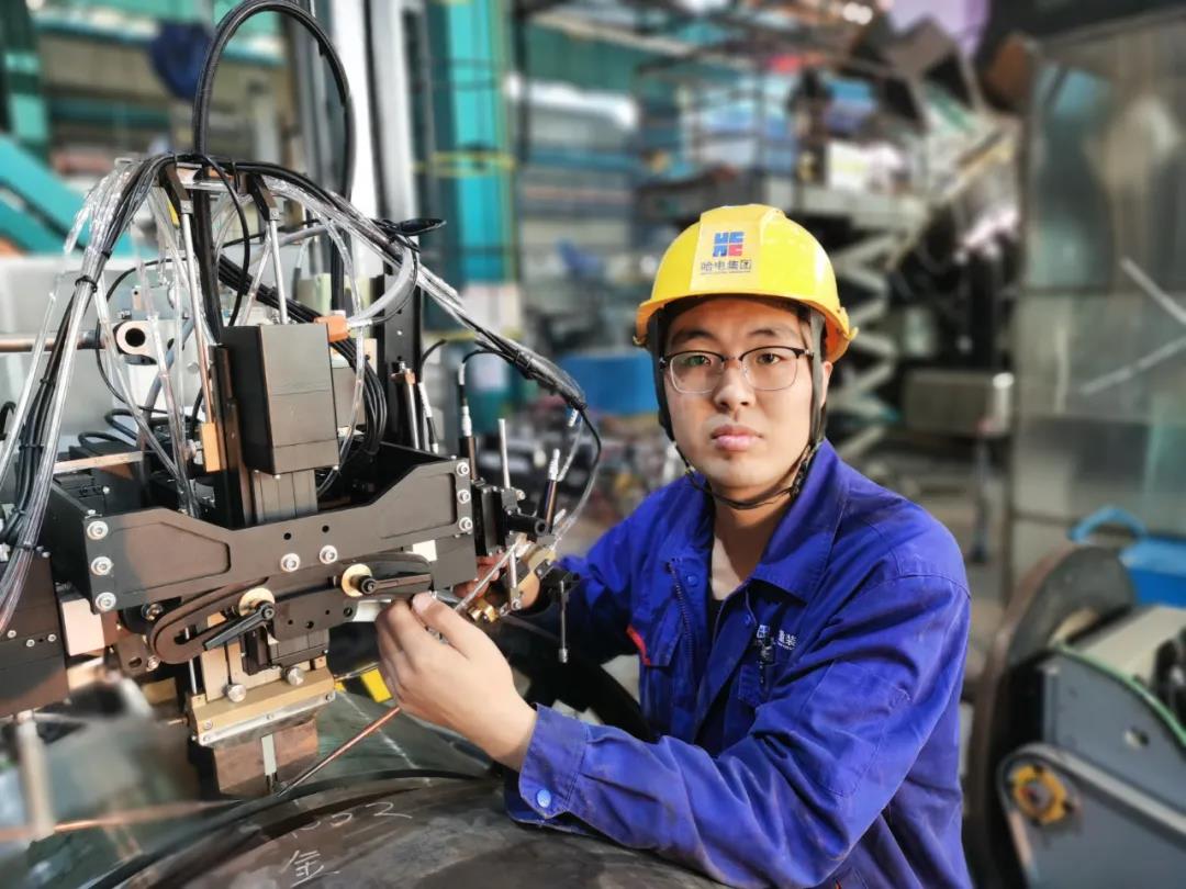 老哥俱乐部-老哥必备的交流社区