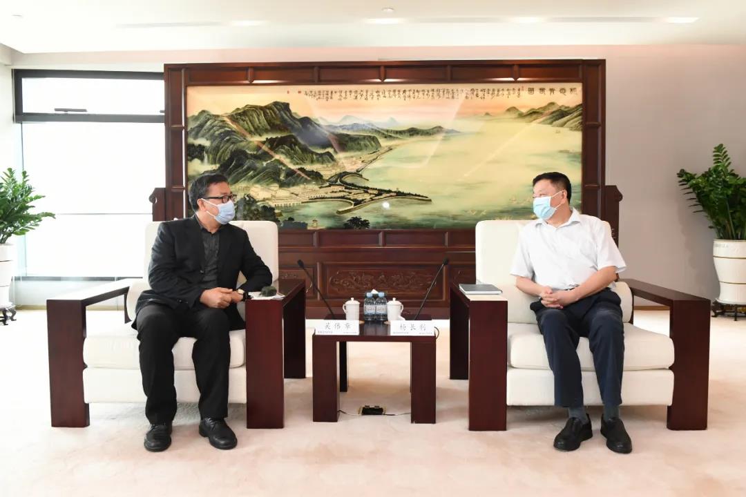 老哥俱乐部-老哥必备的交流社区
