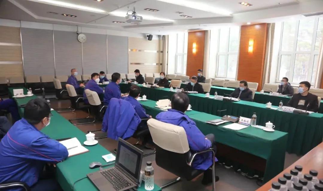 老哥俱乐部-老哥必备的交流社区