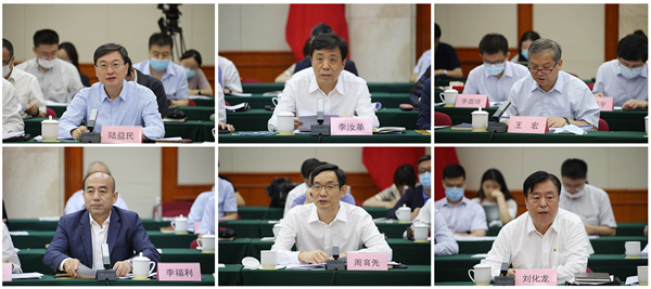 老哥俱乐部-老哥必备的交流社区
