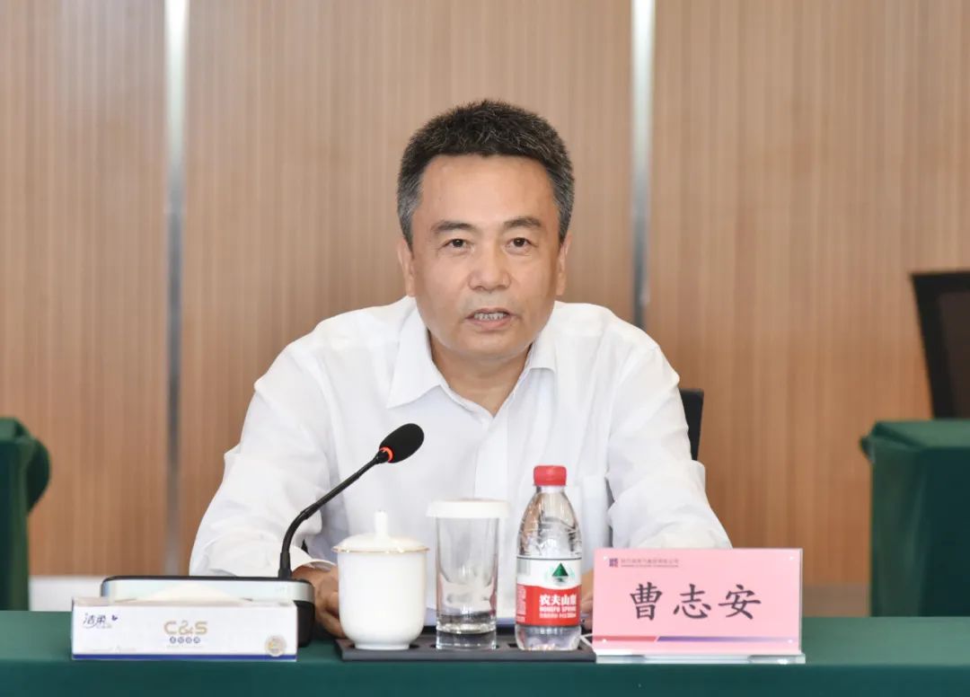 老哥俱乐部-老哥必备的交流社区