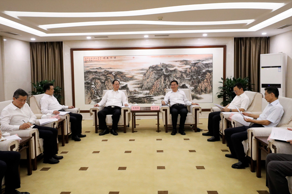 老哥俱乐部-老哥必备的交流社区
