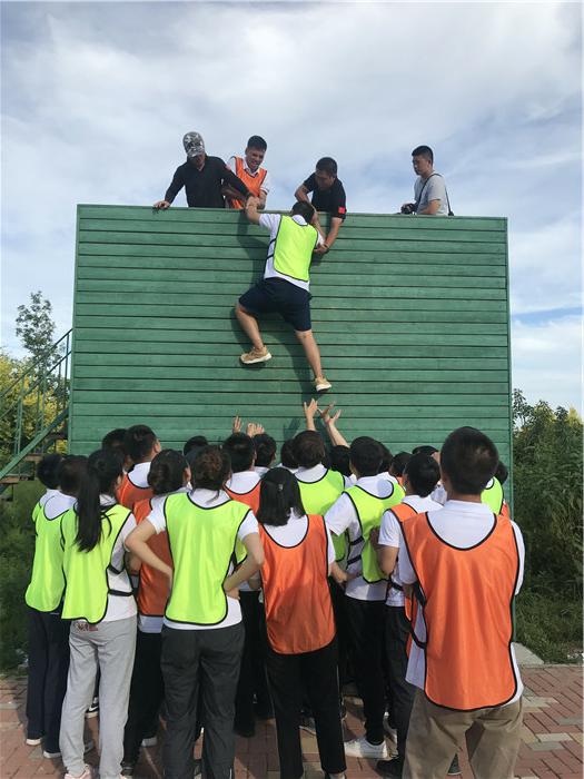 老哥俱乐部-老哥必备的交流社区