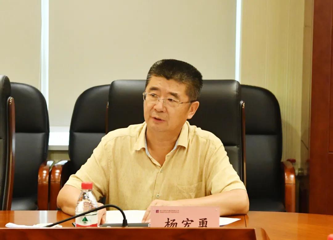 老哥俱乐部-老哥必备的交流社区