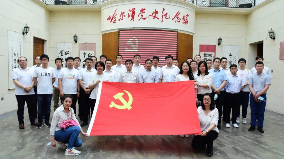 老哥俱乐部-老哥必备的交流社区