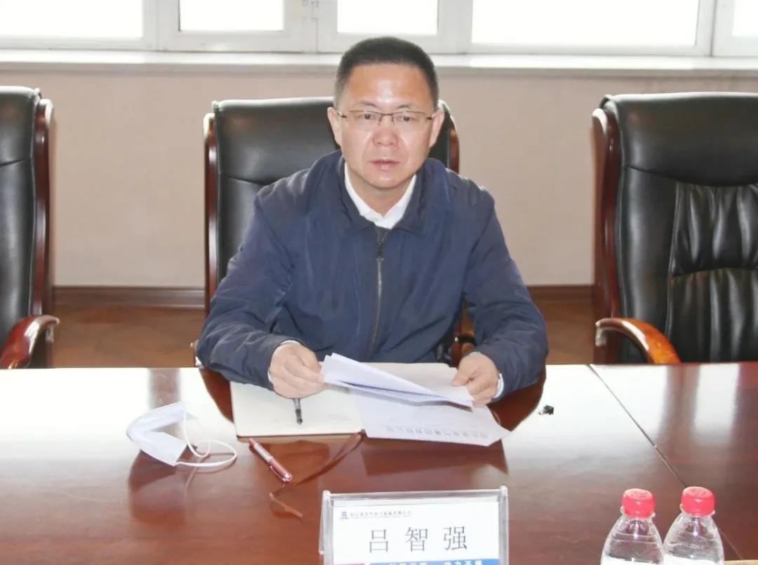 老哥俱乐部-老哥必备的交流社区