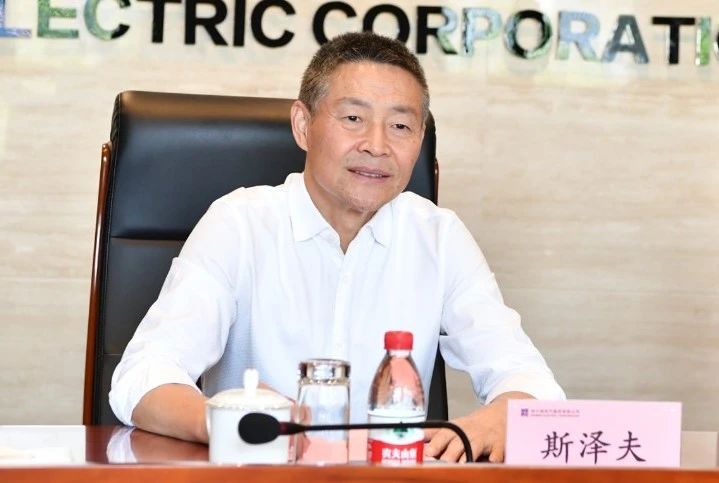 老哥俱乐部-老哥必备的交流社区