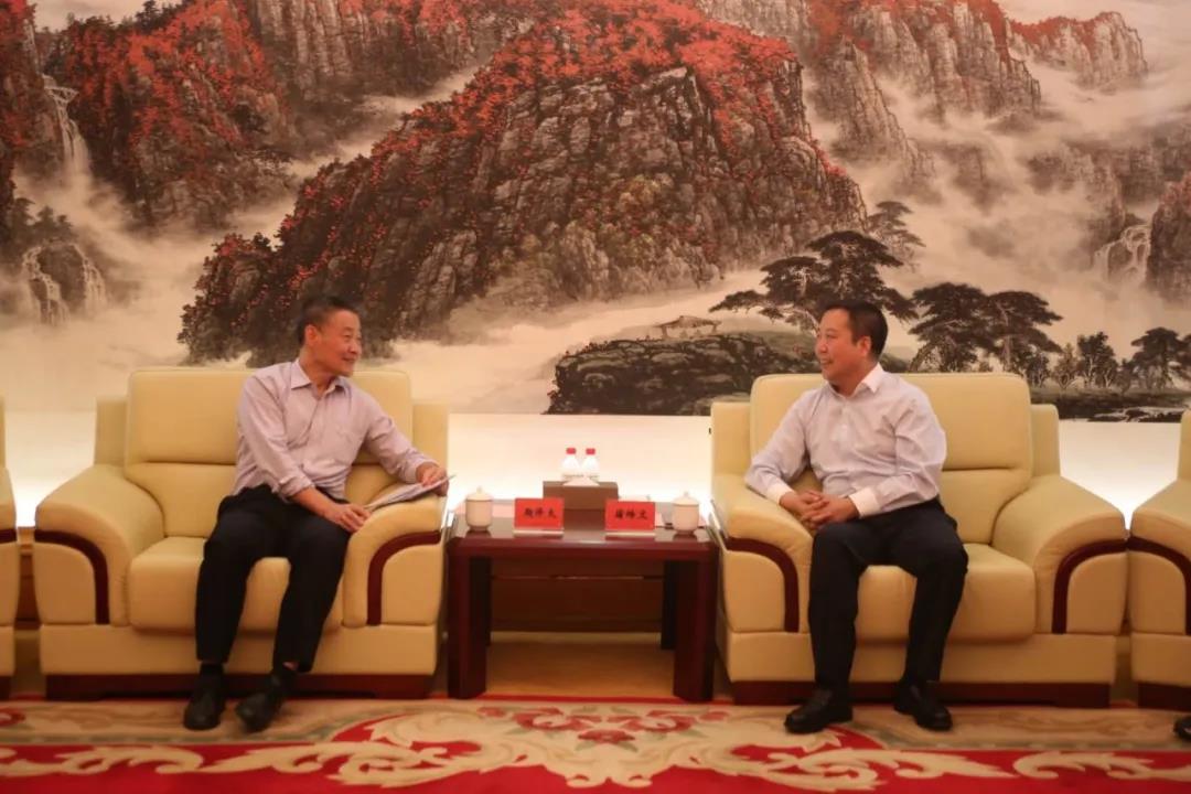 老哥俱乐部-老哥必备的交流社区