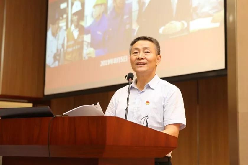 老哥俱乐部-老哥必备的交流社区