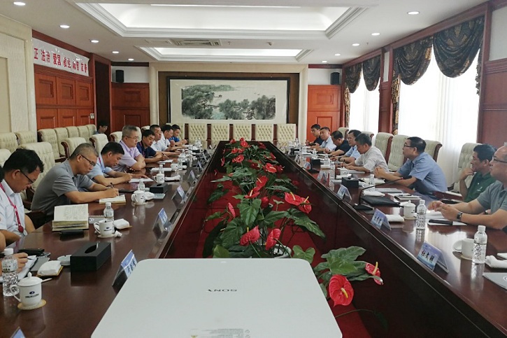 老哥俱乐部-老哥必备的交流社区