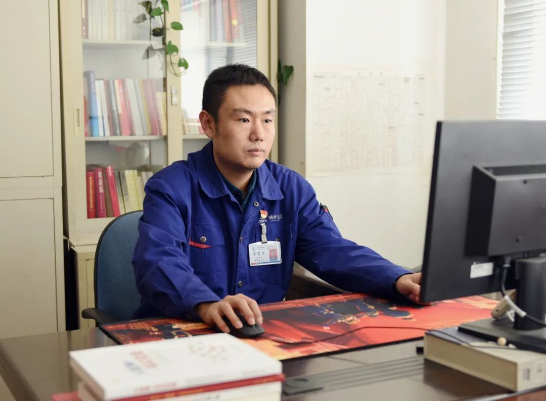 老哥俱乐部-老哥必备的交流社区