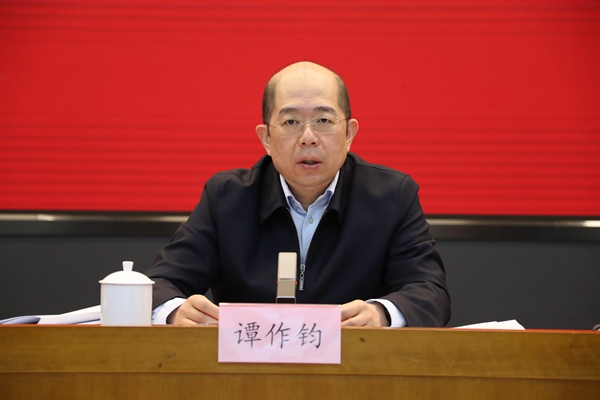老哥俱乐部-老哥必备的交流社区