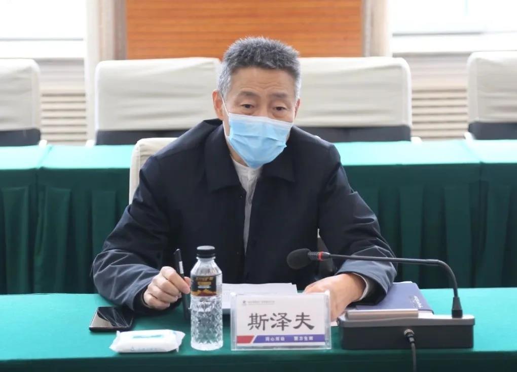 老哥俱乐部-老哥必备的交流社区