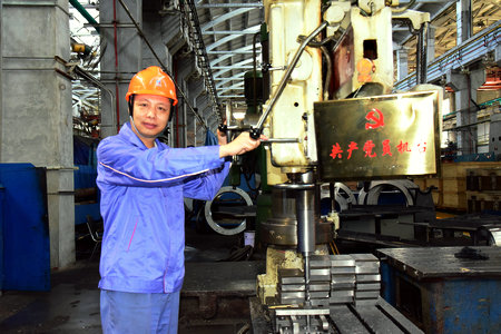 老哥俱乐部-老哥必备的交流社区