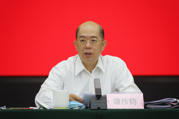 老哥俱乐部-老哥必备的交流社区