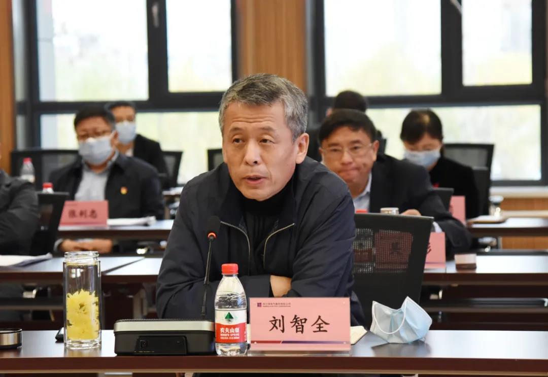 老哥俱乐部-老哥必备的交流社区