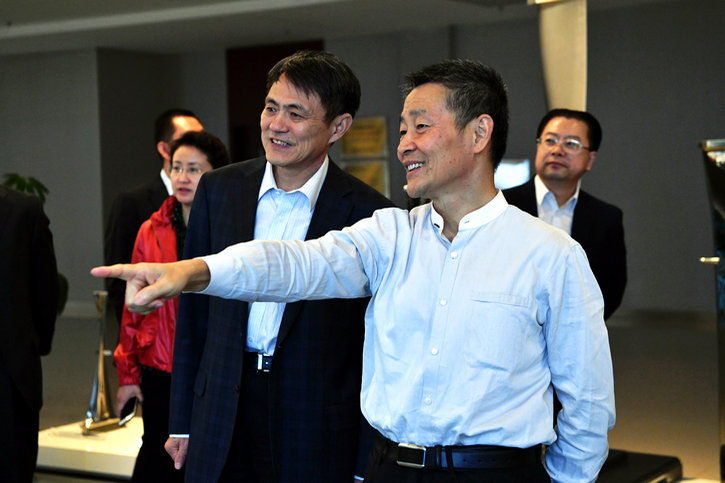 老哥俱乐部-老哥必备的交流社区