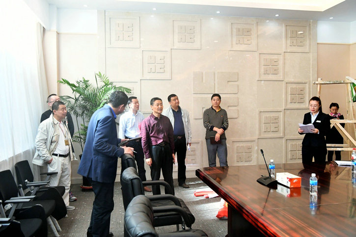 老哥俱乐部-老哥必备的交流社区