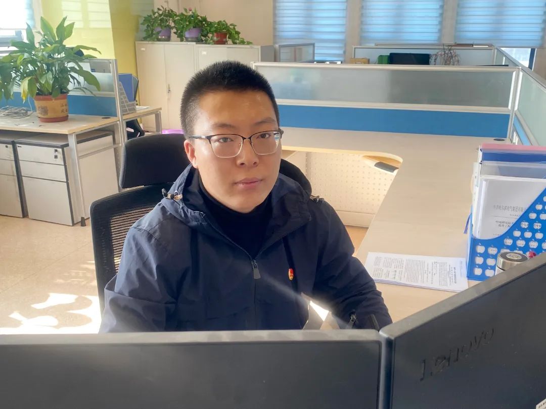 老哥俱乐部-老哥必备的交流社区
