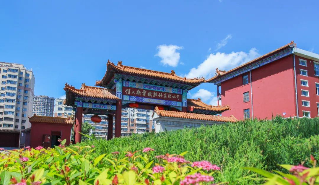 老哥俱乐部-老哥必备的交流社区