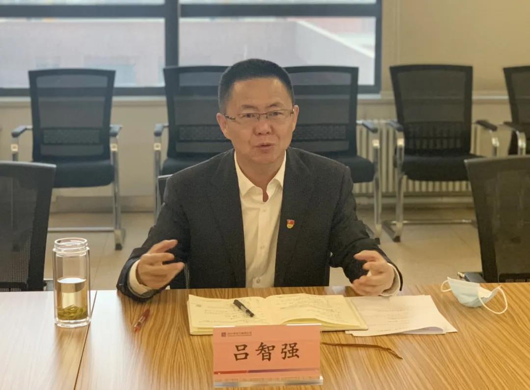 老哥俱乐部-老哥必备的交流社区