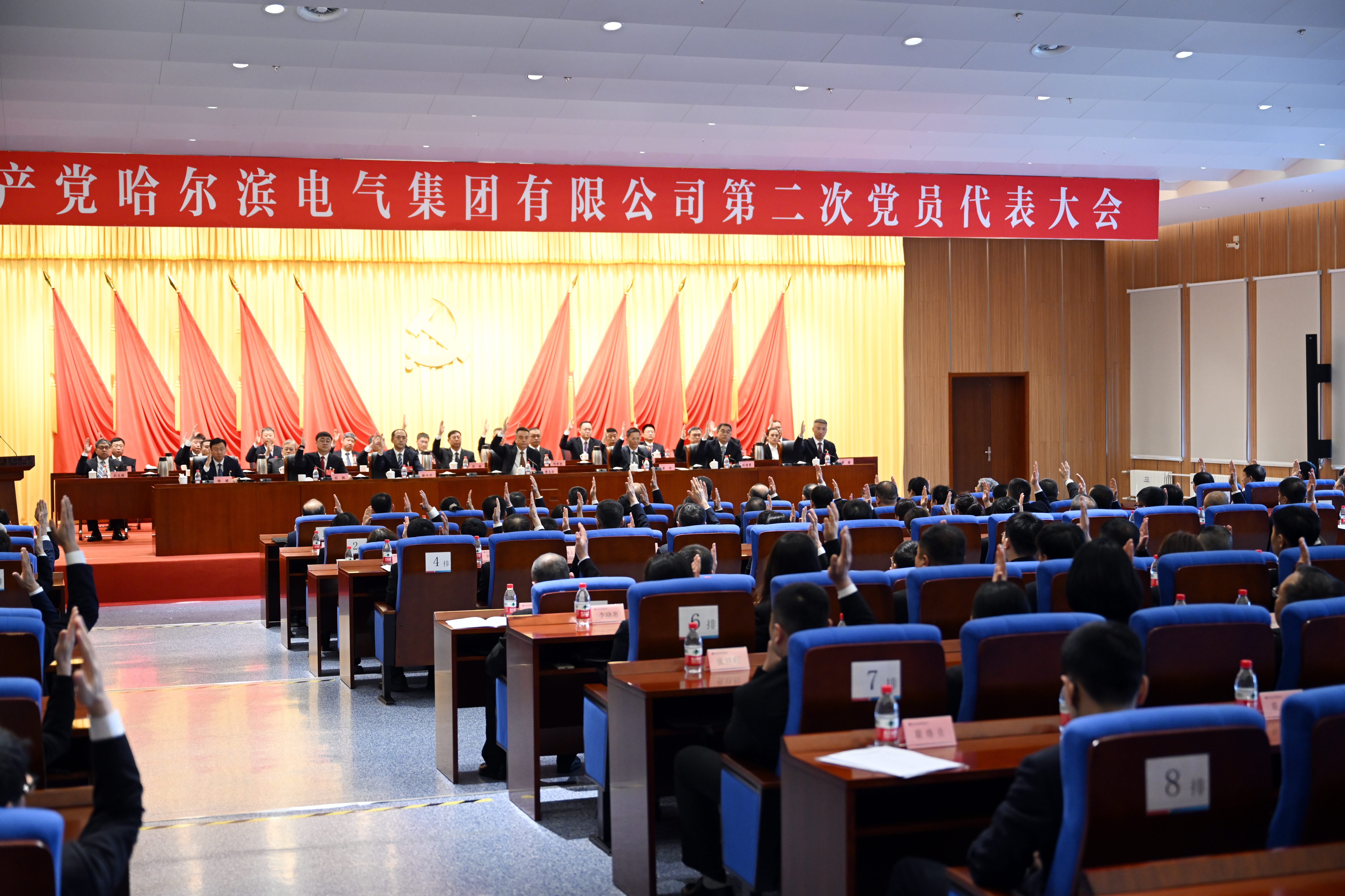 老哥俱乐部-老哥必备的交流社区